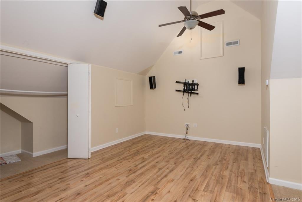 Linden Oaks - Residential