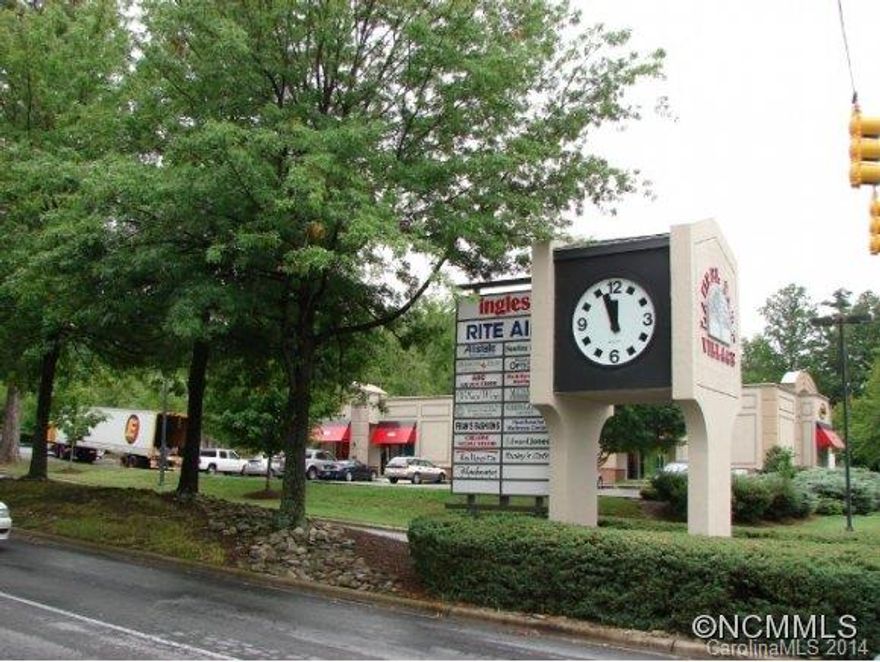 Space available from 1,387 to 12,000 square feet in Laurel Park Village Shopping Center, the premier retail location in Hendersonville/Laurel Park. Tenants include Ingles Market, Rite-Aid, Talbot's, ABC Store, Wells Fargo Bank, two restaurants, gym, men's clothing store, and dress shop. Potential for pad or build-to-suit.