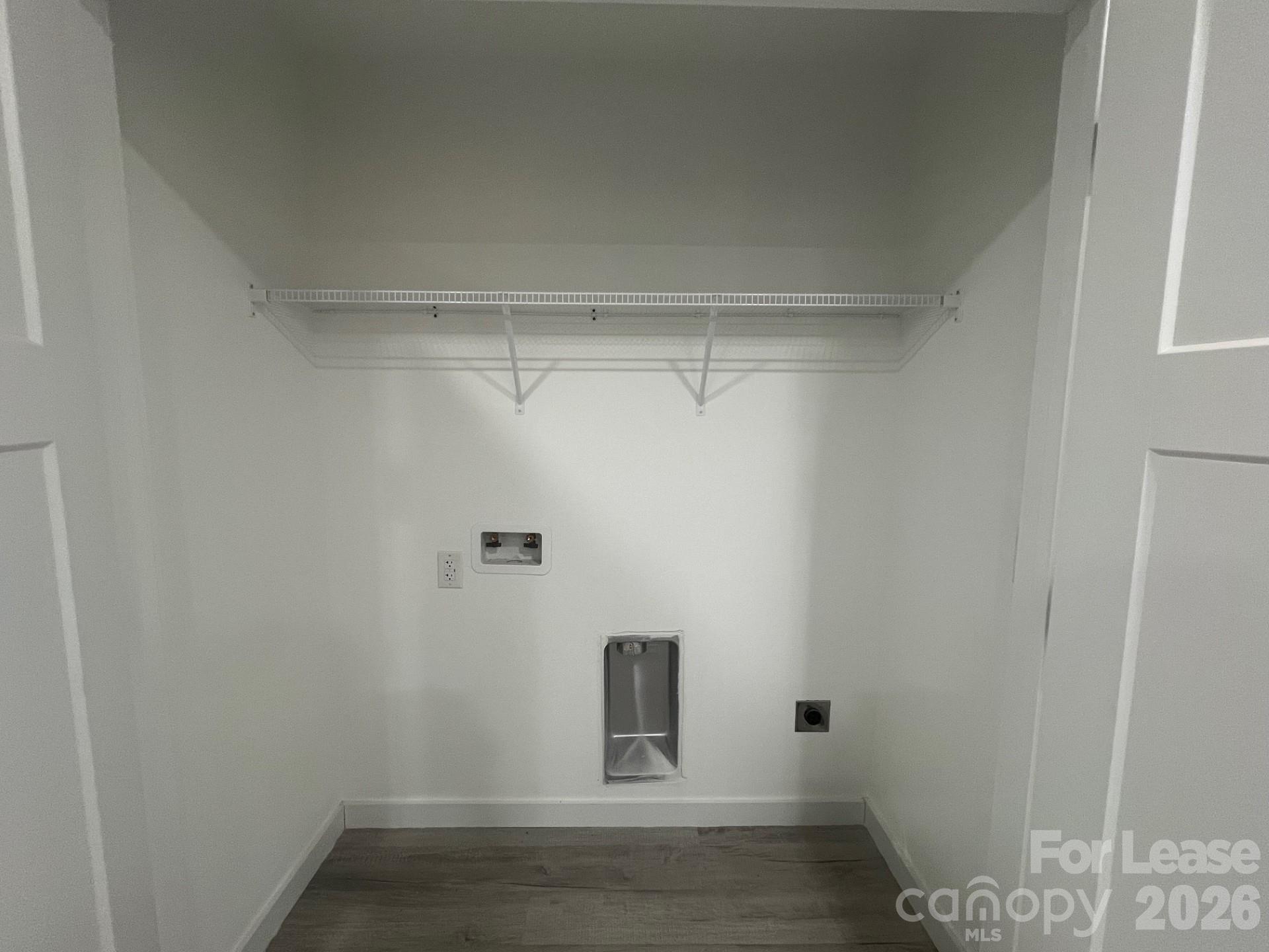 2287 9th Avenue Drive NE