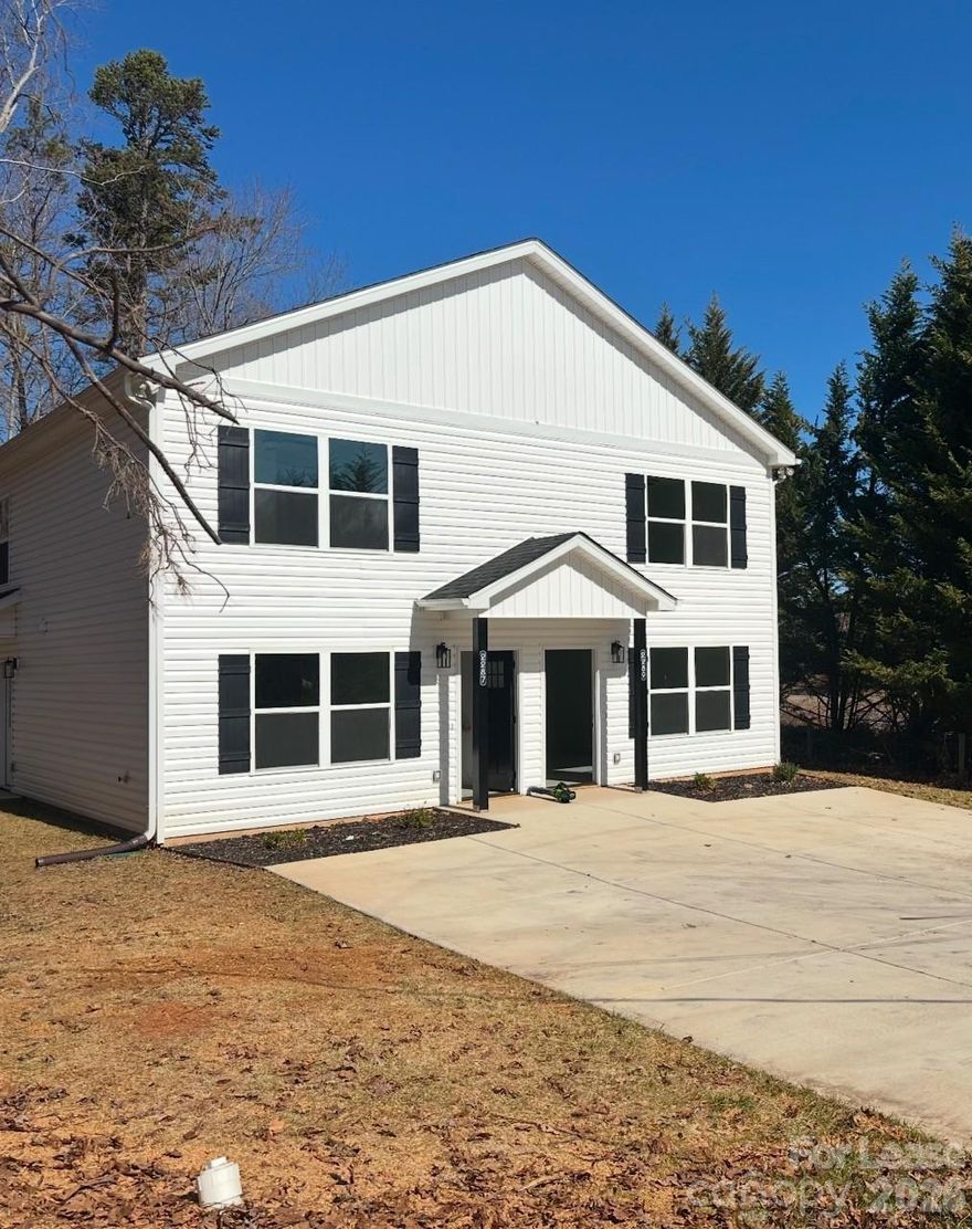 RENT SPECIAL rent is only $1585 for the first 3 months rent-this is $75 off the market rent of $1660! (Month 4-12 will be $1660)
Gorgeous newer built townhome. Features 3 bedrooms 2.5 baths. Bright open concept with gorgeous features throughout. The kitchen offers white shaker style cabinets, granite countertops and stainless steel appliances. Luxury LVP flooring is installed on main level with carpet upstairs. The primary bedroom has a walk in closet and deluxe bath with white vanity & granite countertops. Craftsman trim and door package, matte black hinges and knobs throughout. Very nice flat yard with lots of trees for privacy. Easy access to dining, shopping, and transportation. Convenient location. 
Mandatory Resident Benefits Package is an additional $25/mo and offers many great benefits (air filter delivery service, 24/7 maintenance, maintenance reimbursement for unintended charges/lock outs, credit building, rewards program, and more!)
Automatic enrollment in Tenant Liability Waiver Program ($16/mo) unless you opt-out by providing a compliant renter's insurance policy prior to the move-in date.