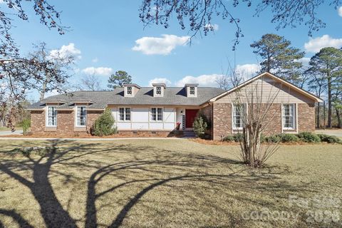 Photo of 454 Woodberry Drive, Orangeburg, SC 29115 (MLS # 4337572)