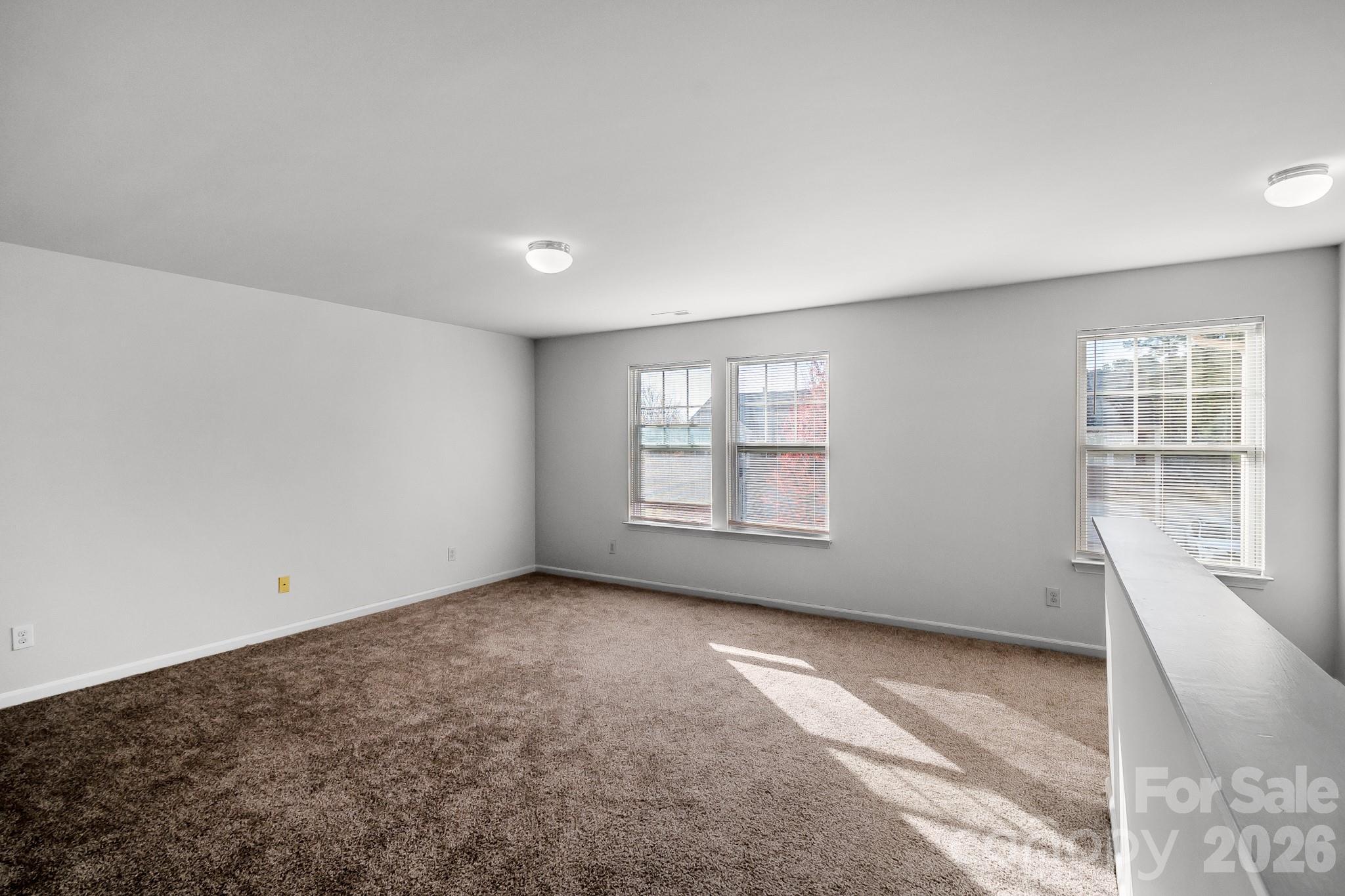 Stratford Pond - Residential