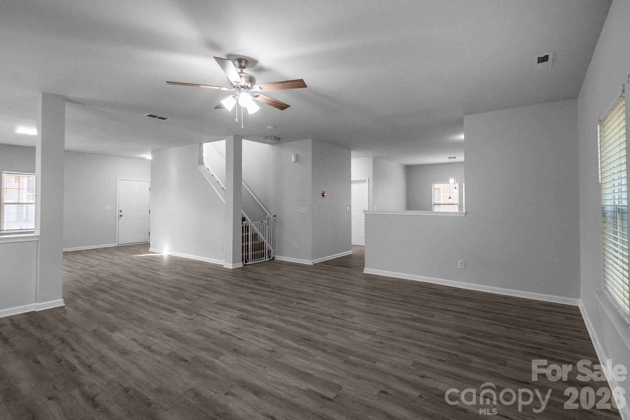 Stratford Pond - Residential