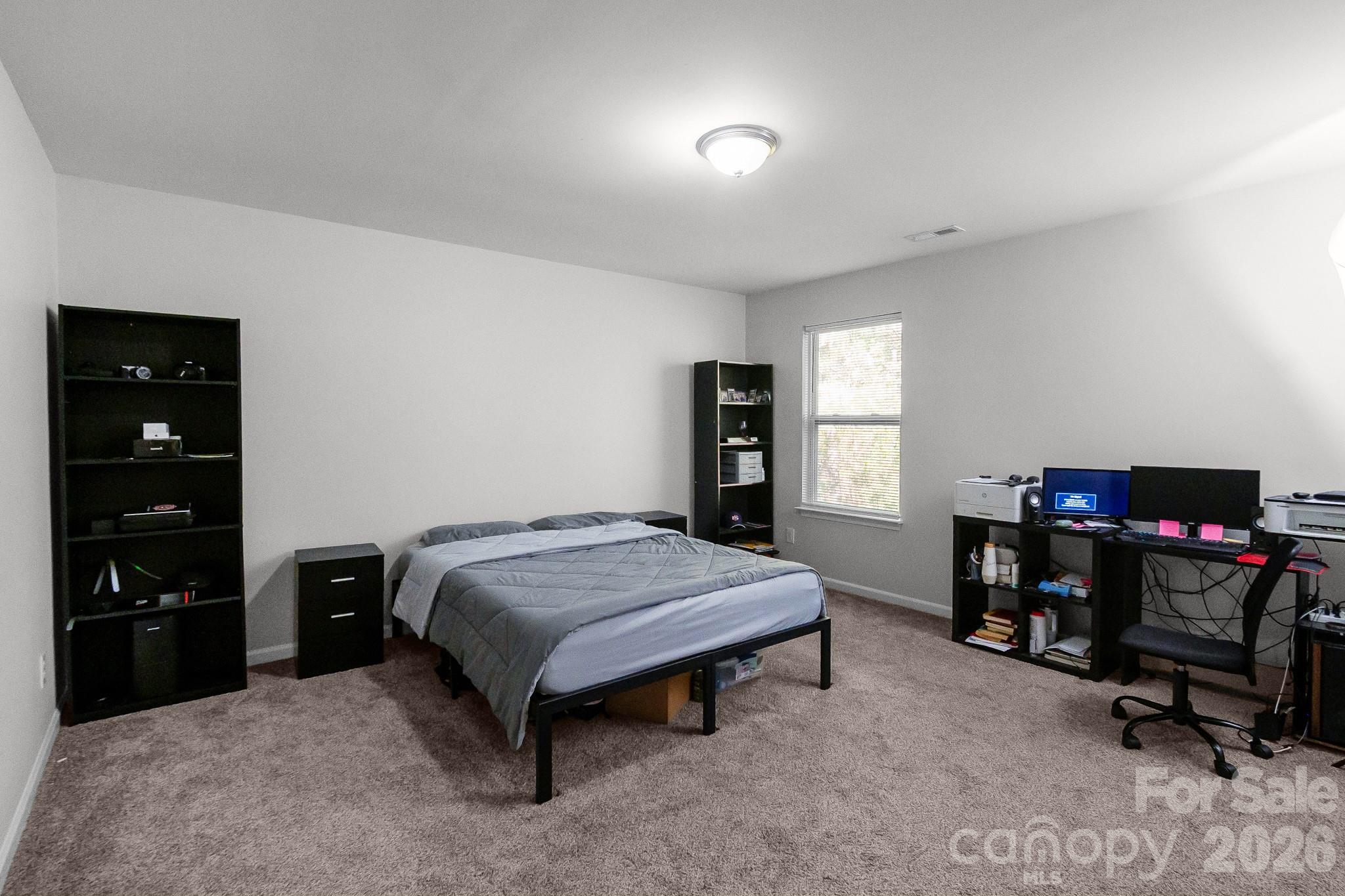 Stratford Pond - Residential