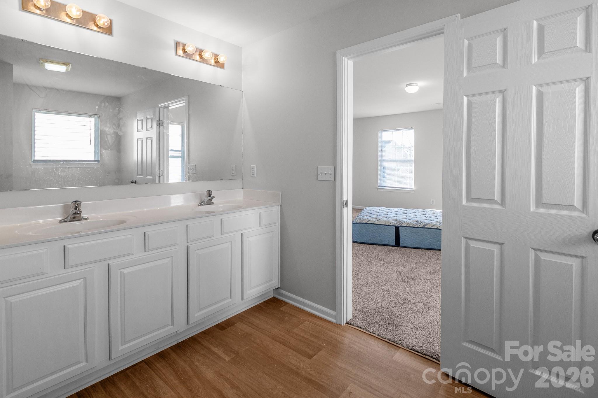 Stratford Pond - Residential