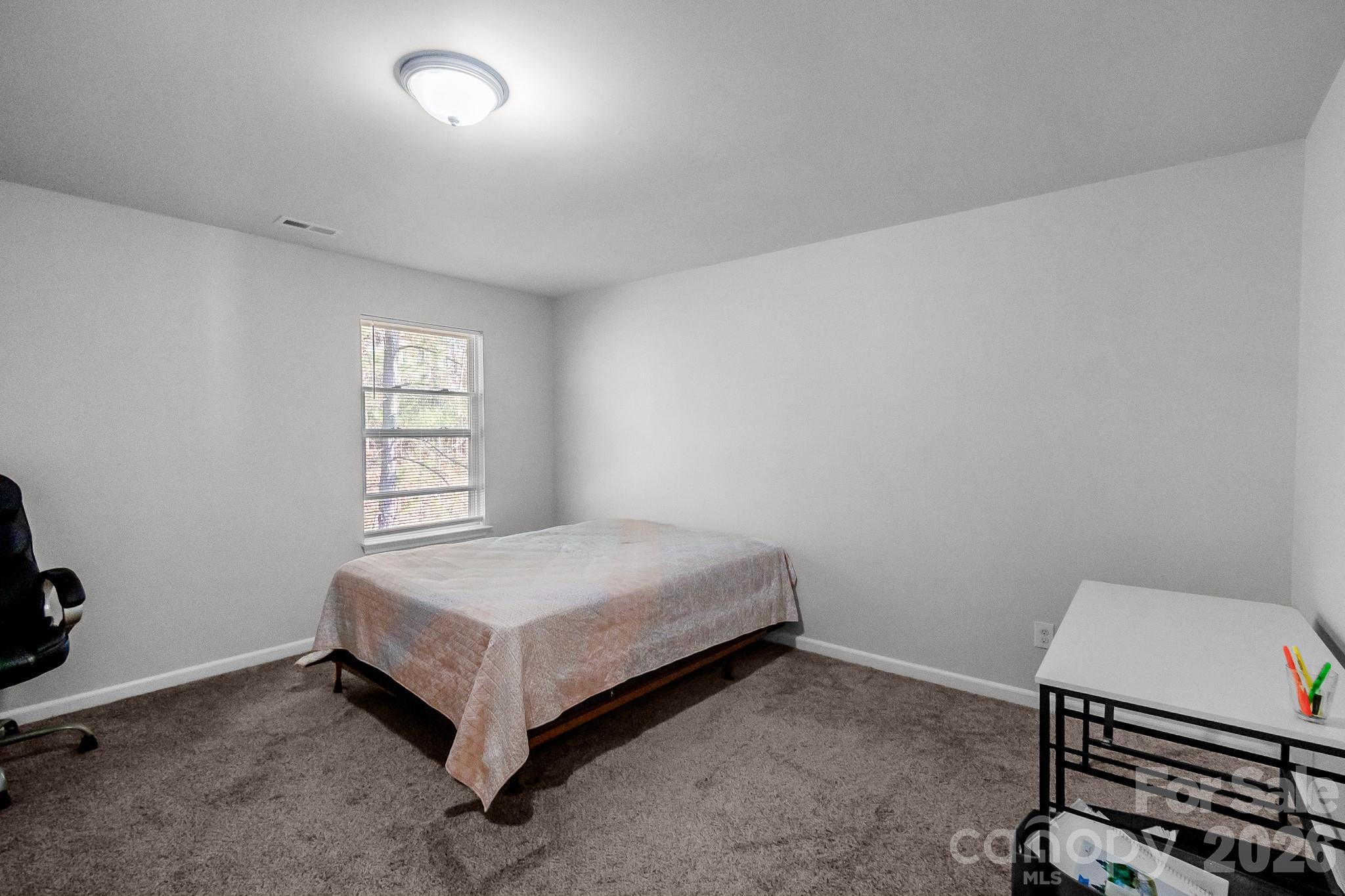 Stratford Pond - Residential