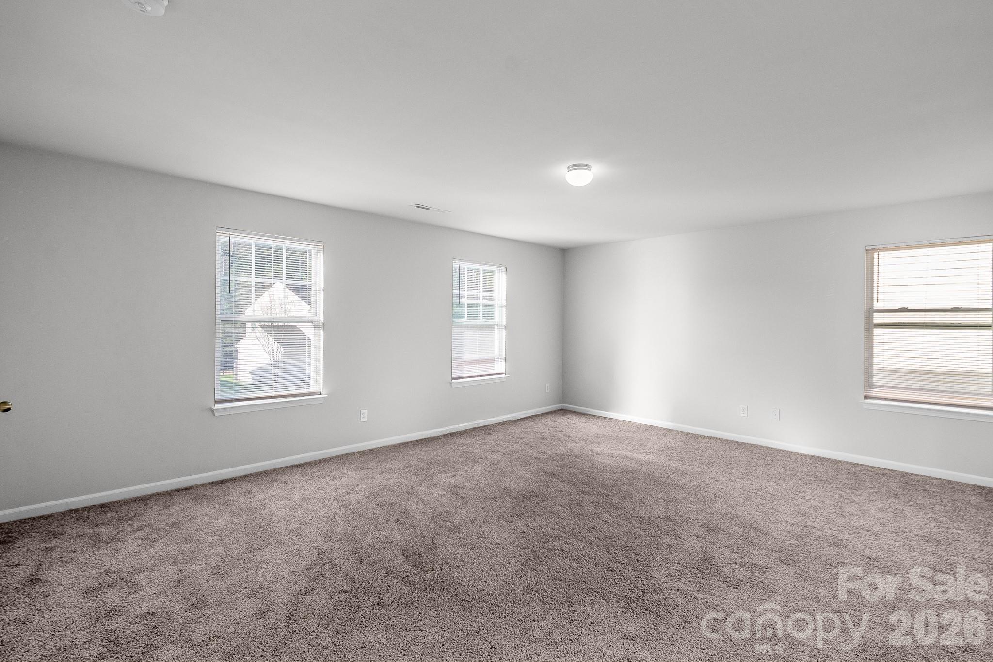 Stratford Pond - Residential