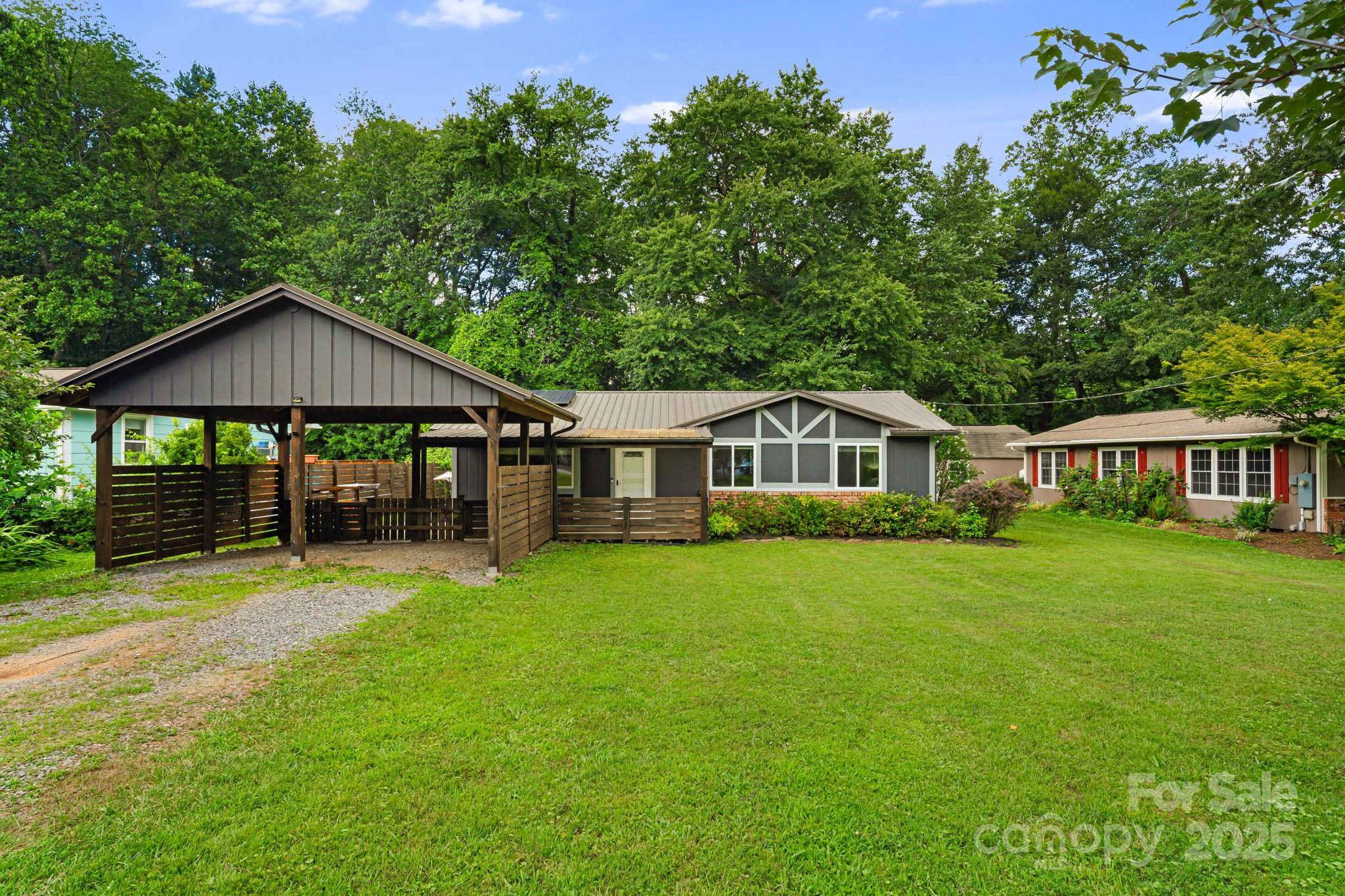 127 Oaken Hill Place