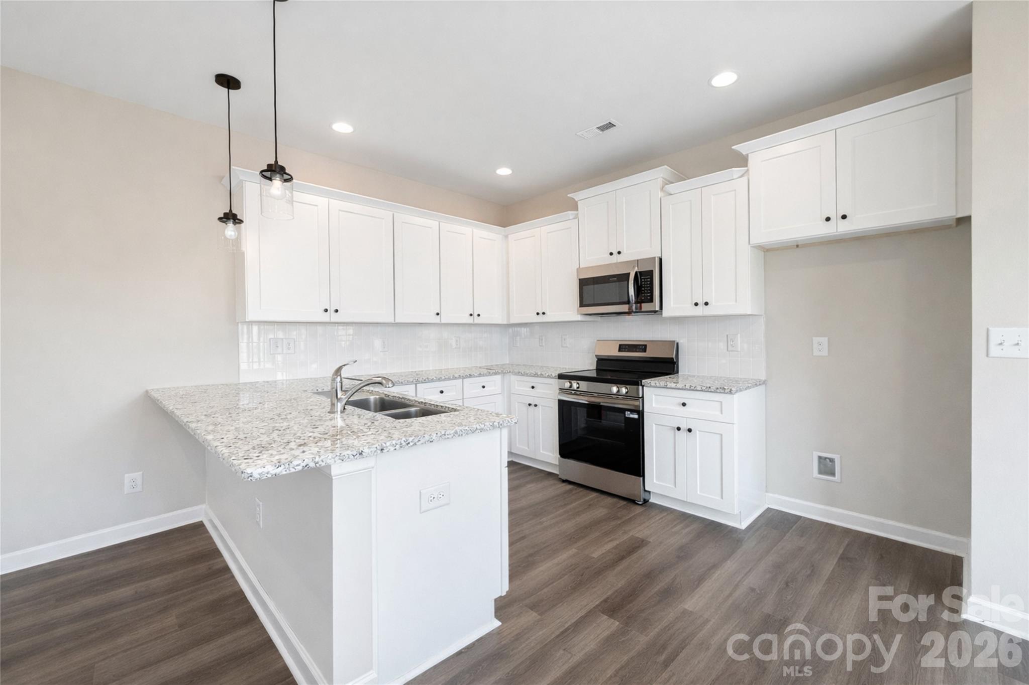203 Roxanna Court