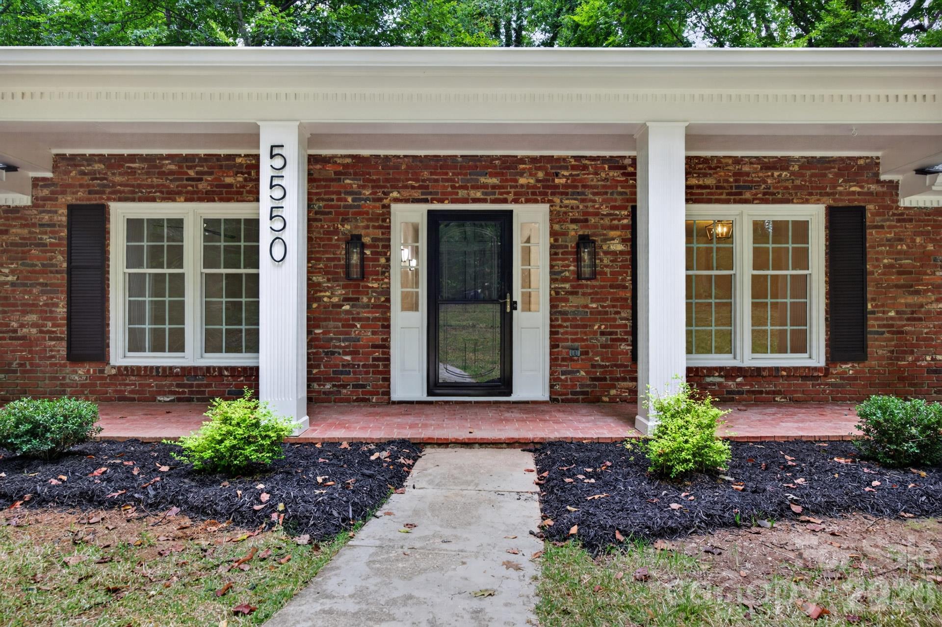 5550 Overlook Circle