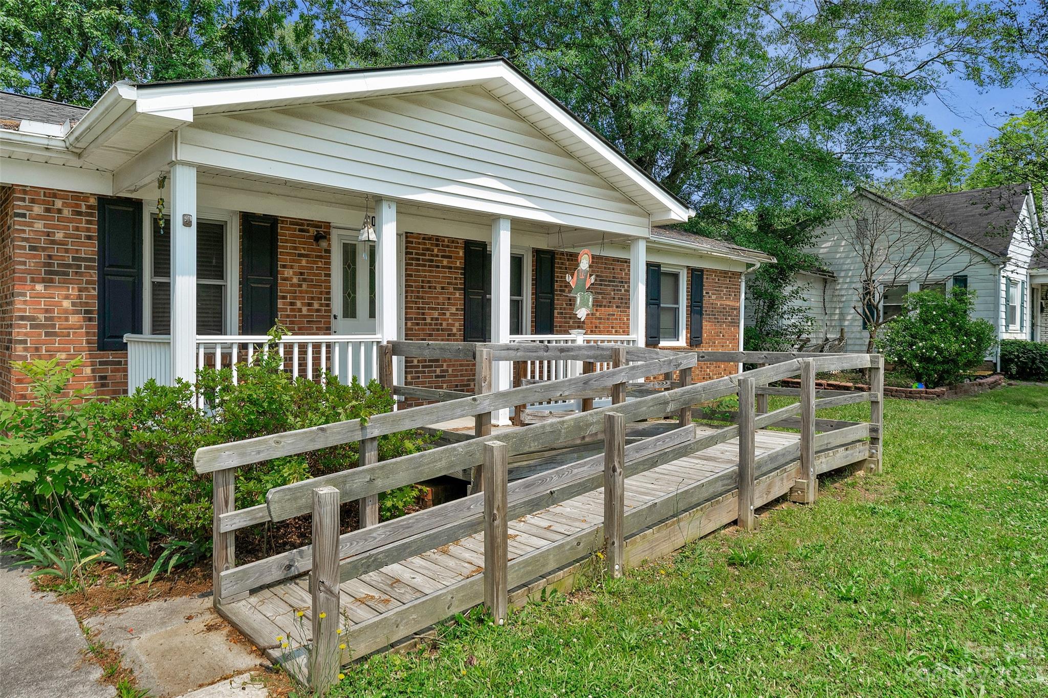 Shady Brook - Residential