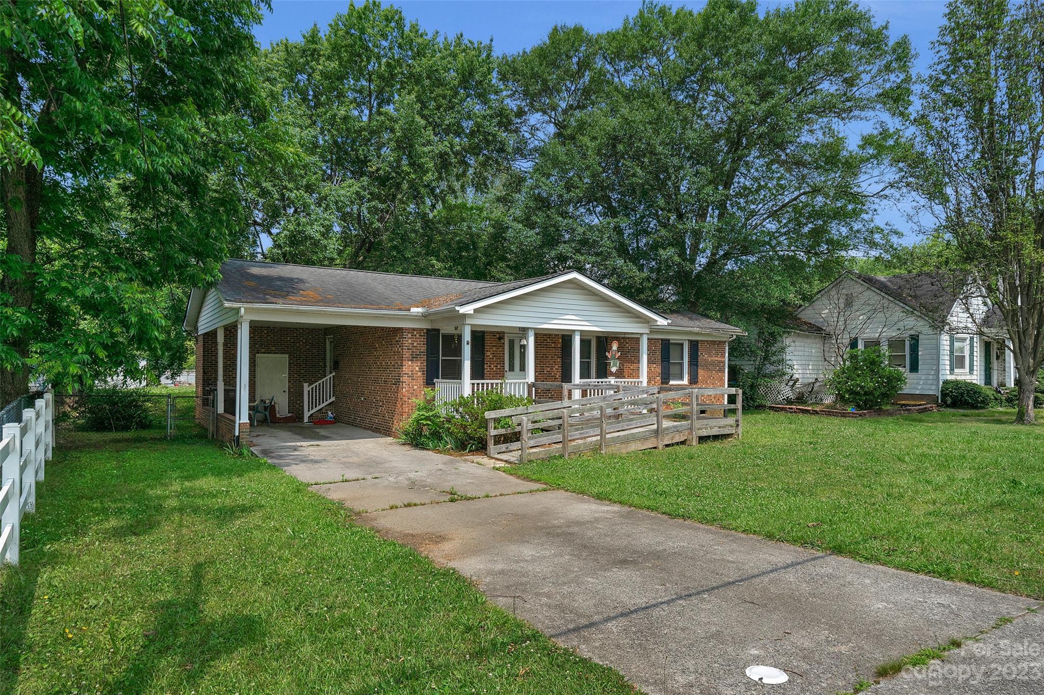 Shady Brook - Residential