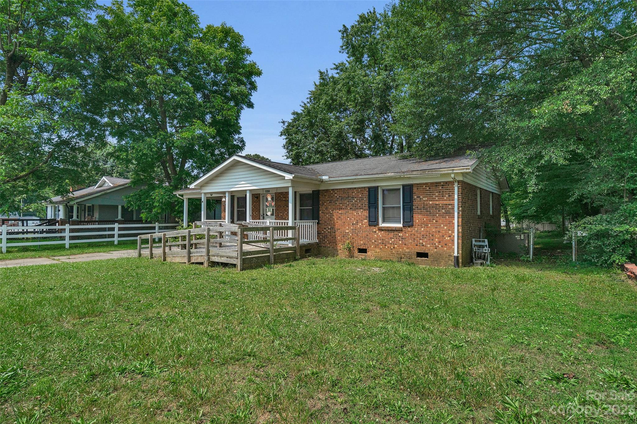 Shady Brook - Residential