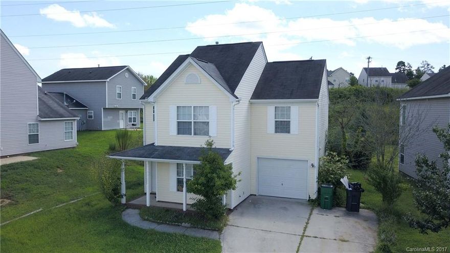 Charming 3 bed 2.5 bath home in an awesome Northwest Charlotte neighborhood. Vaulted ceilings in the master bedroom and walk-in closets make this a must see!