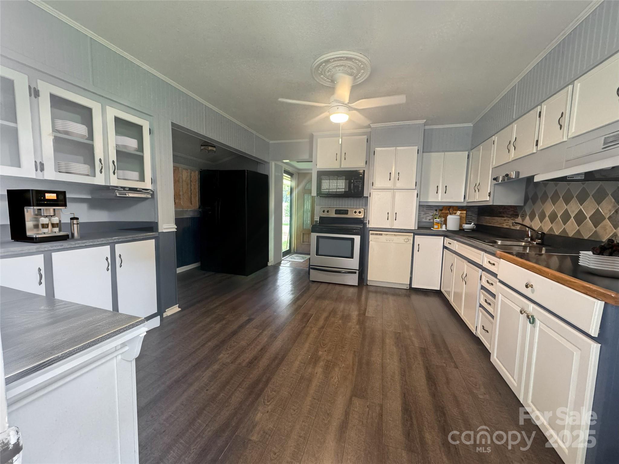 1107 Crestfield Drive