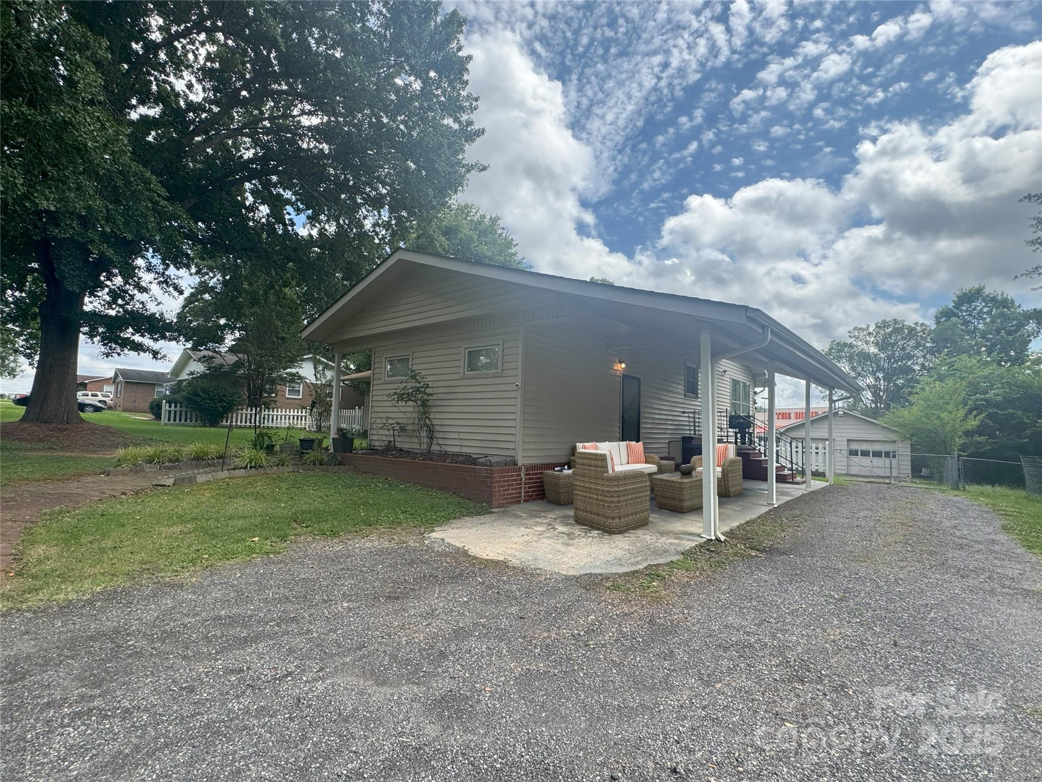 1107 Crestfield Drive