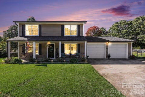 Photo of 1945 Hickory Tree Road, Winston Salem, NC 27127 (MLS # 4437058)