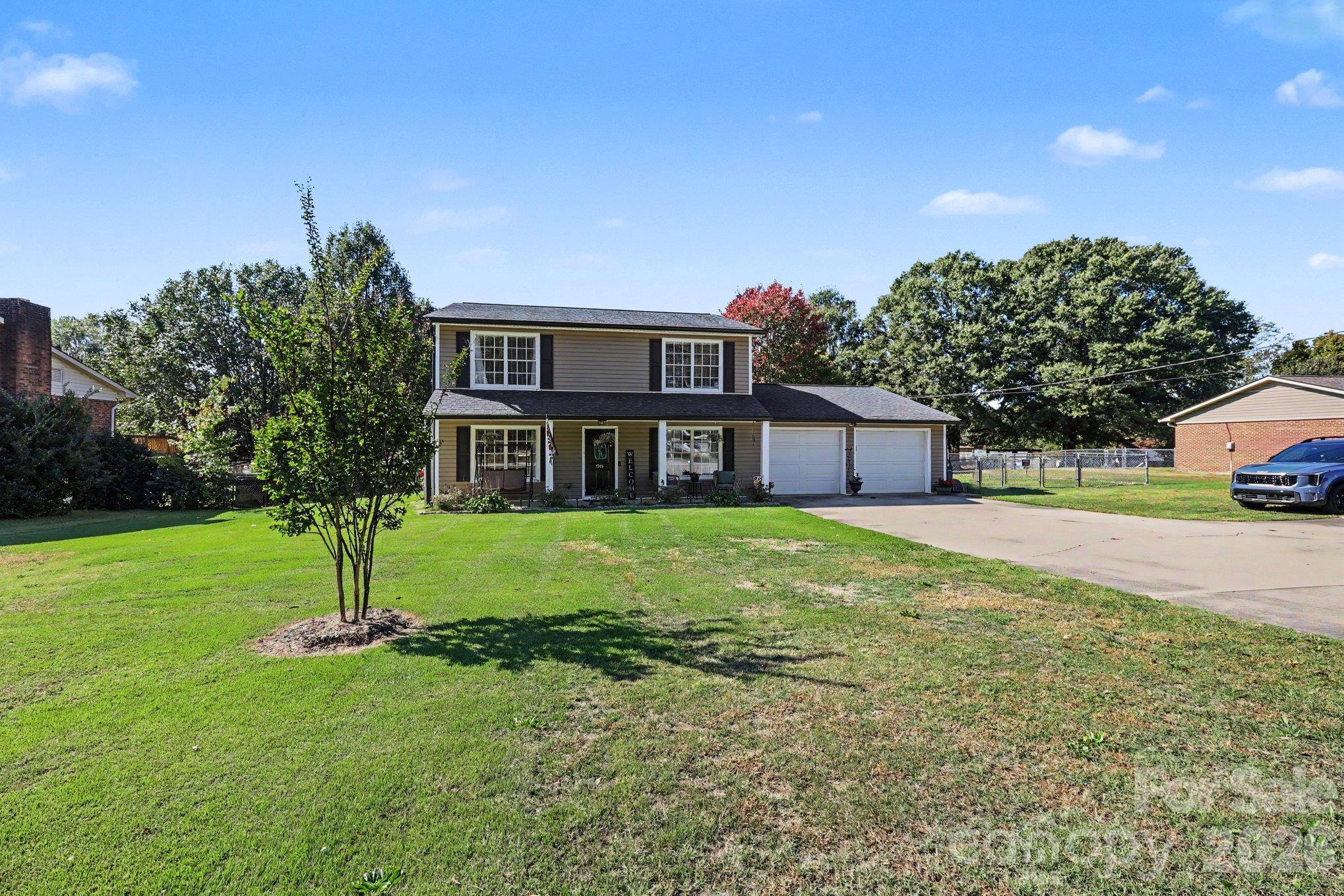 1945 Hickory Tree Road