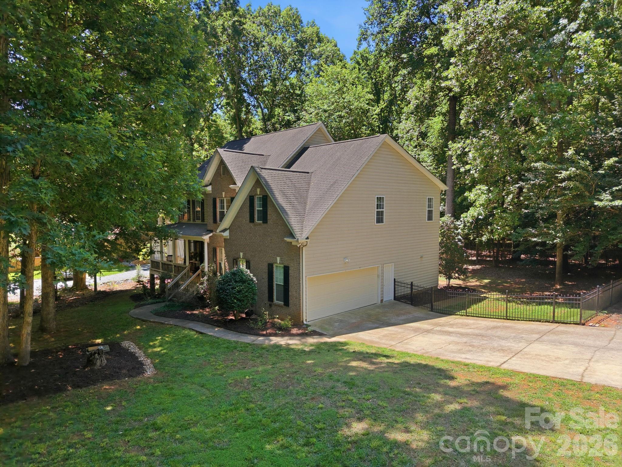 2006 Wedgewood Drive