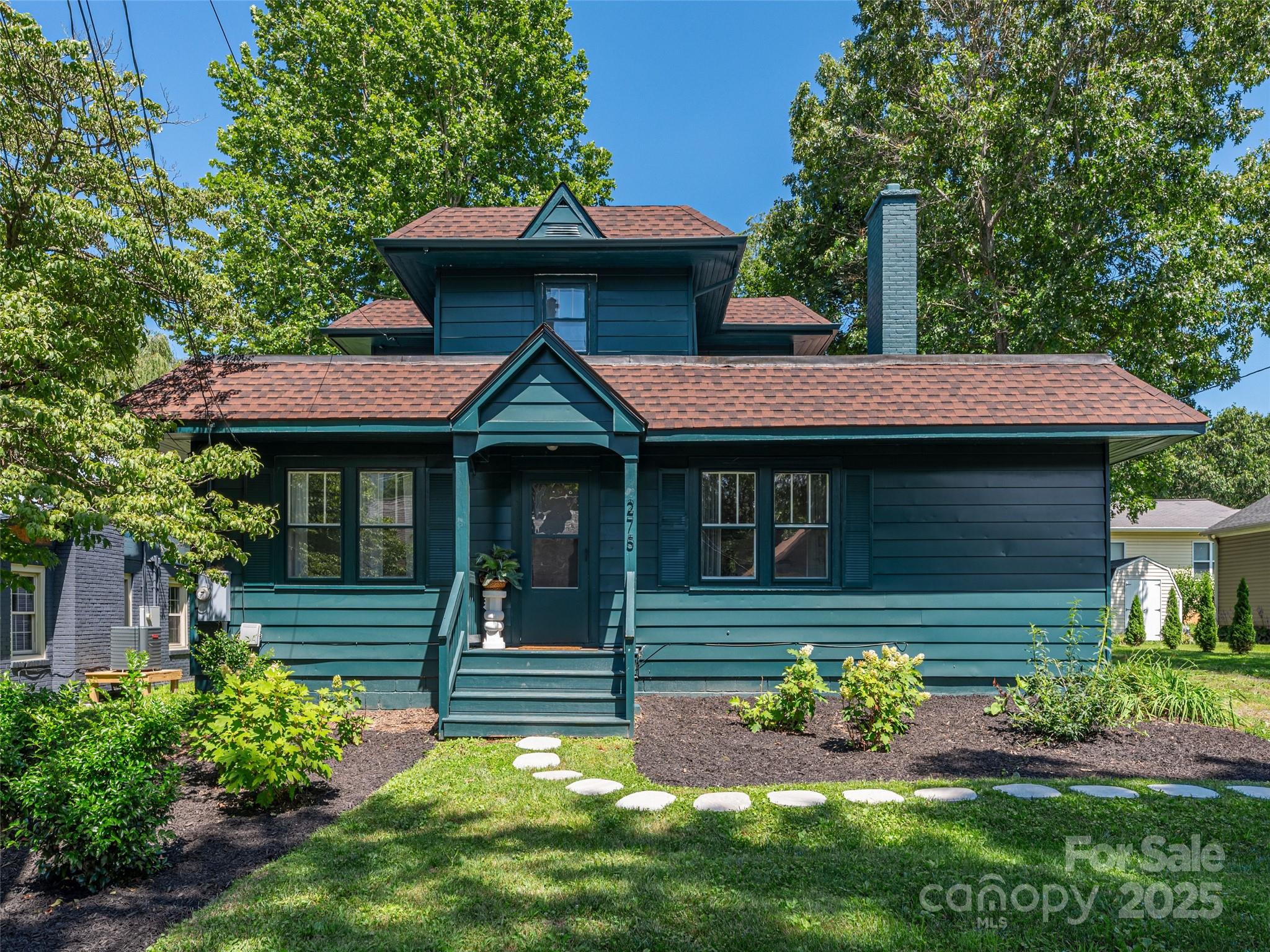 275 Richland Street