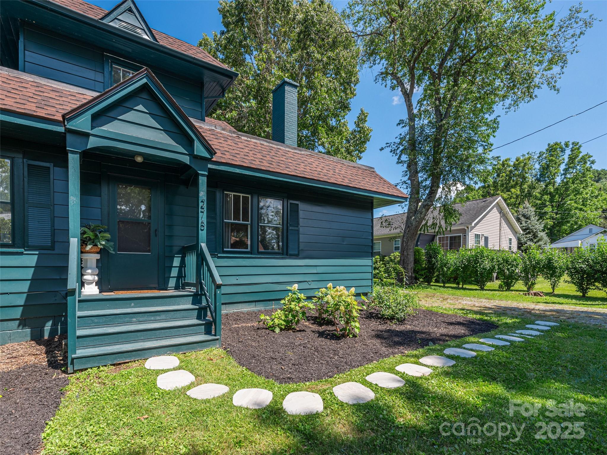 275 Richland Street