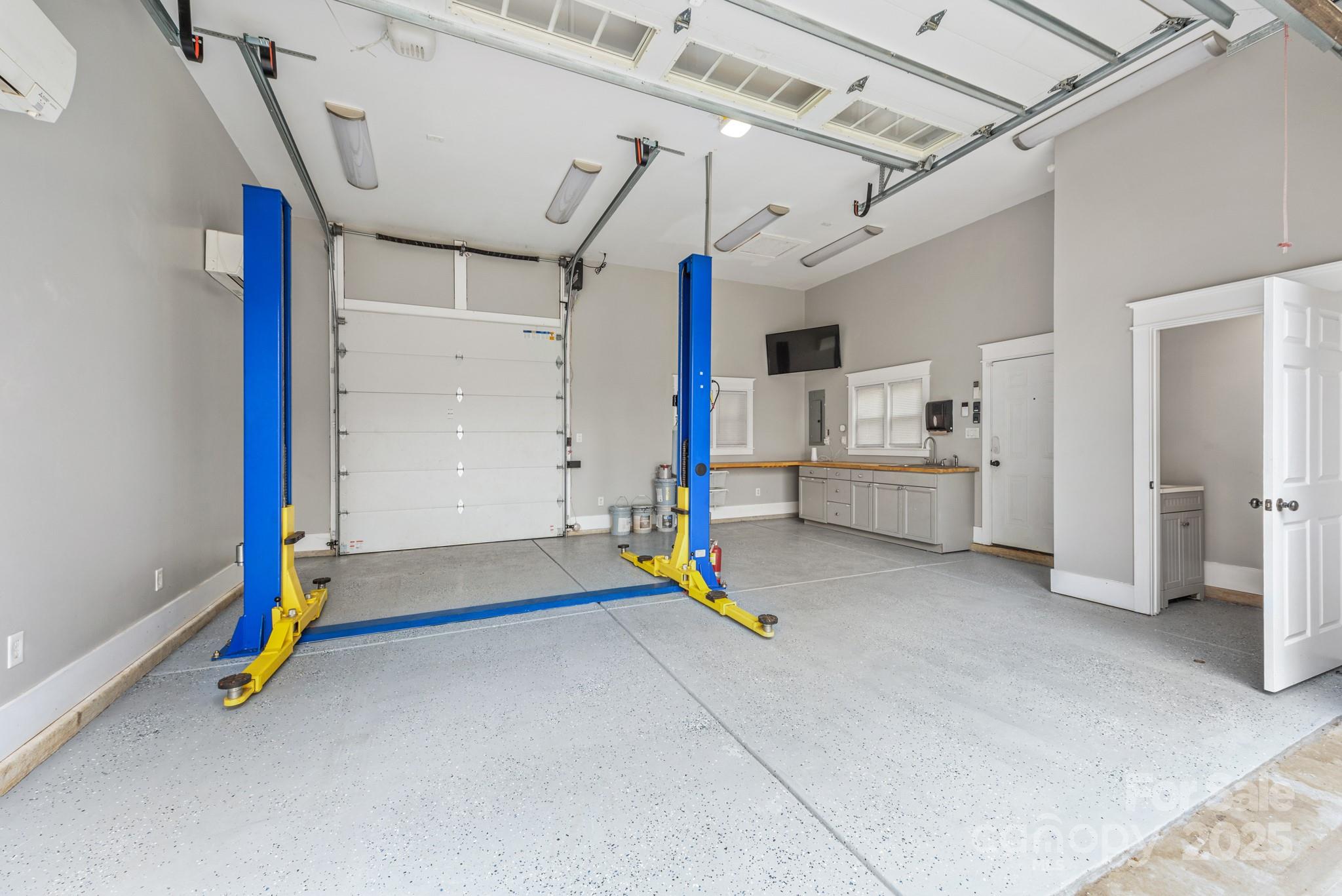 Hoskins - Residential