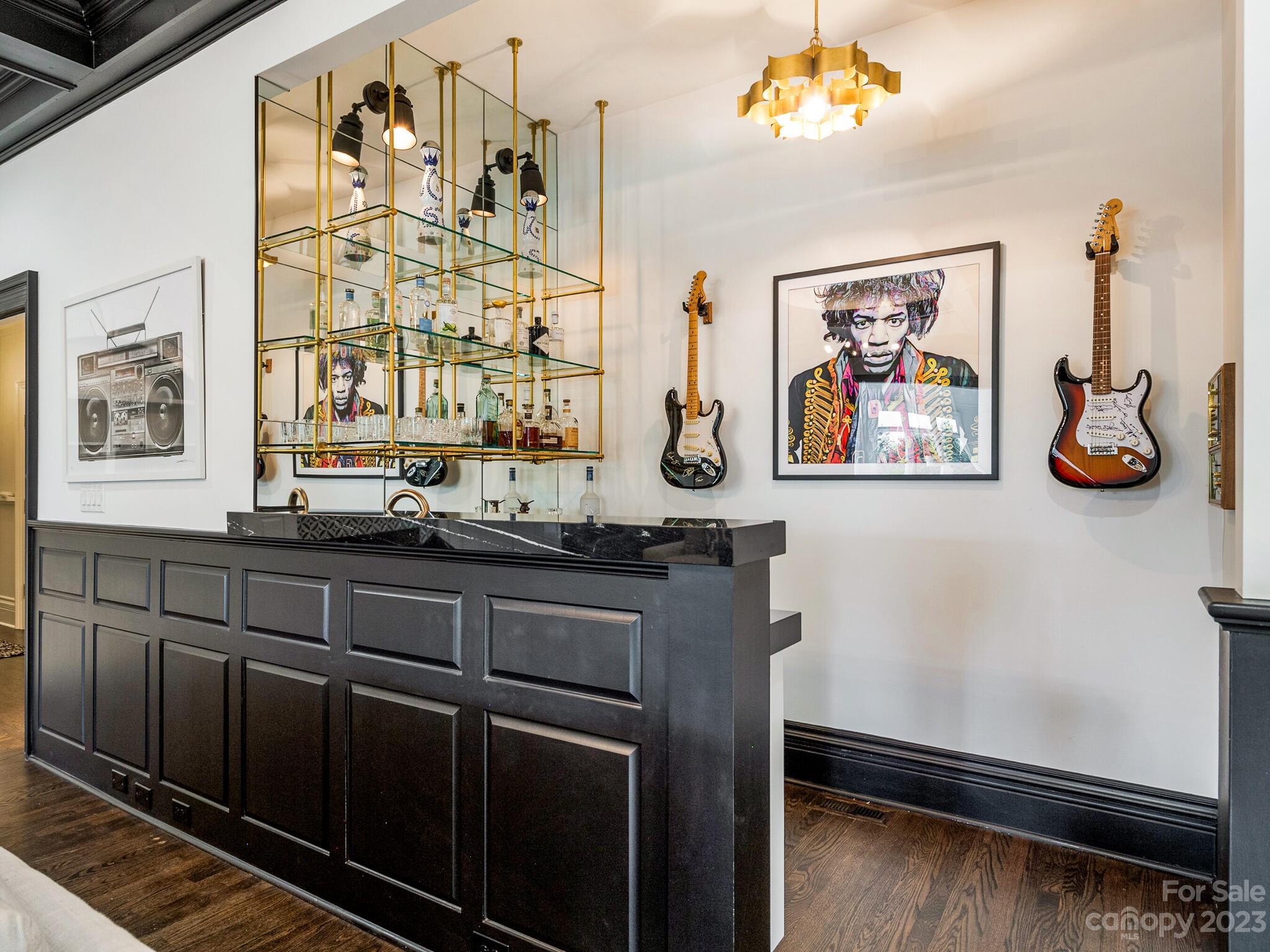 Seven Eagles - Residential