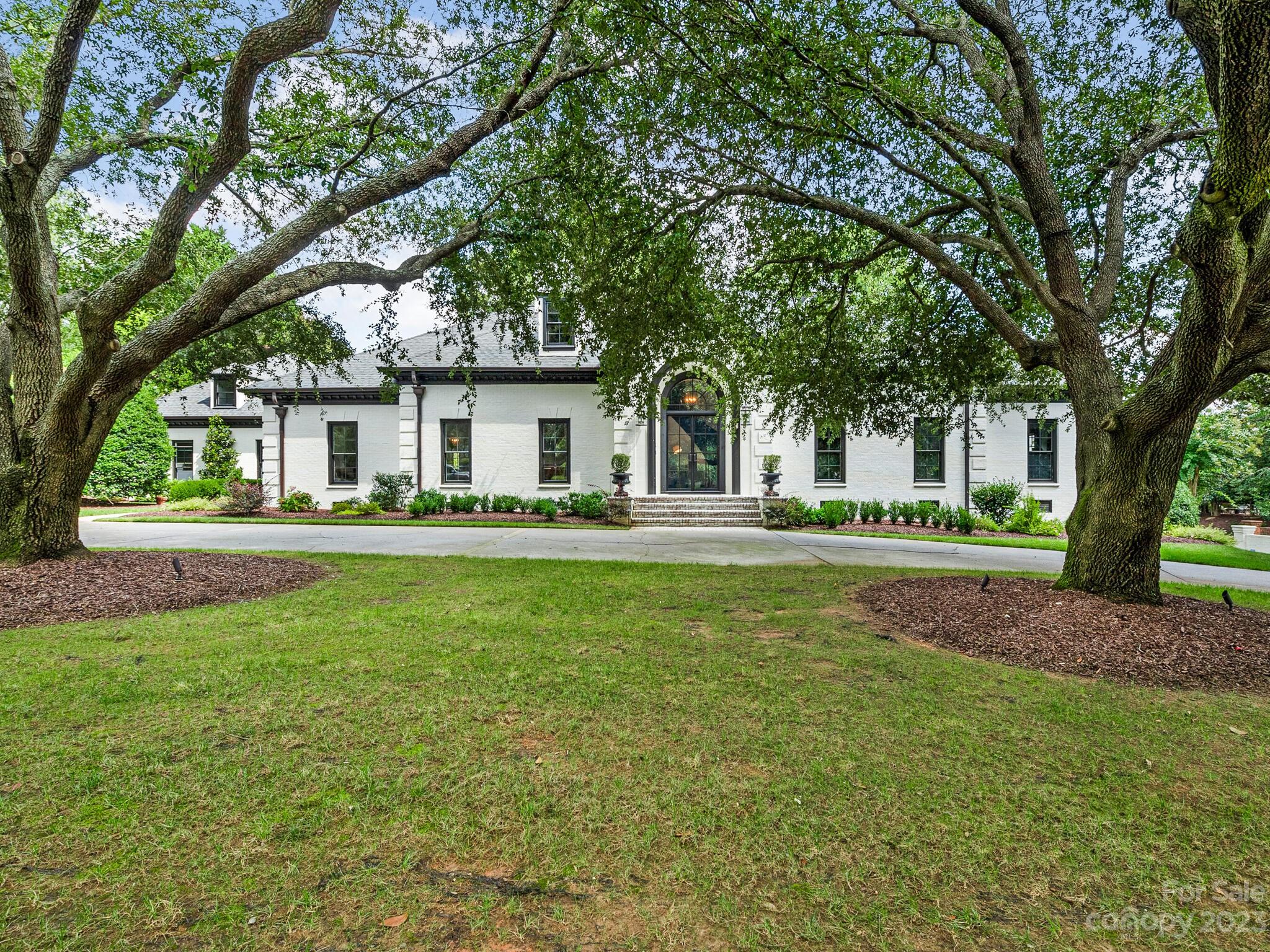 Seven Eagles - Residential