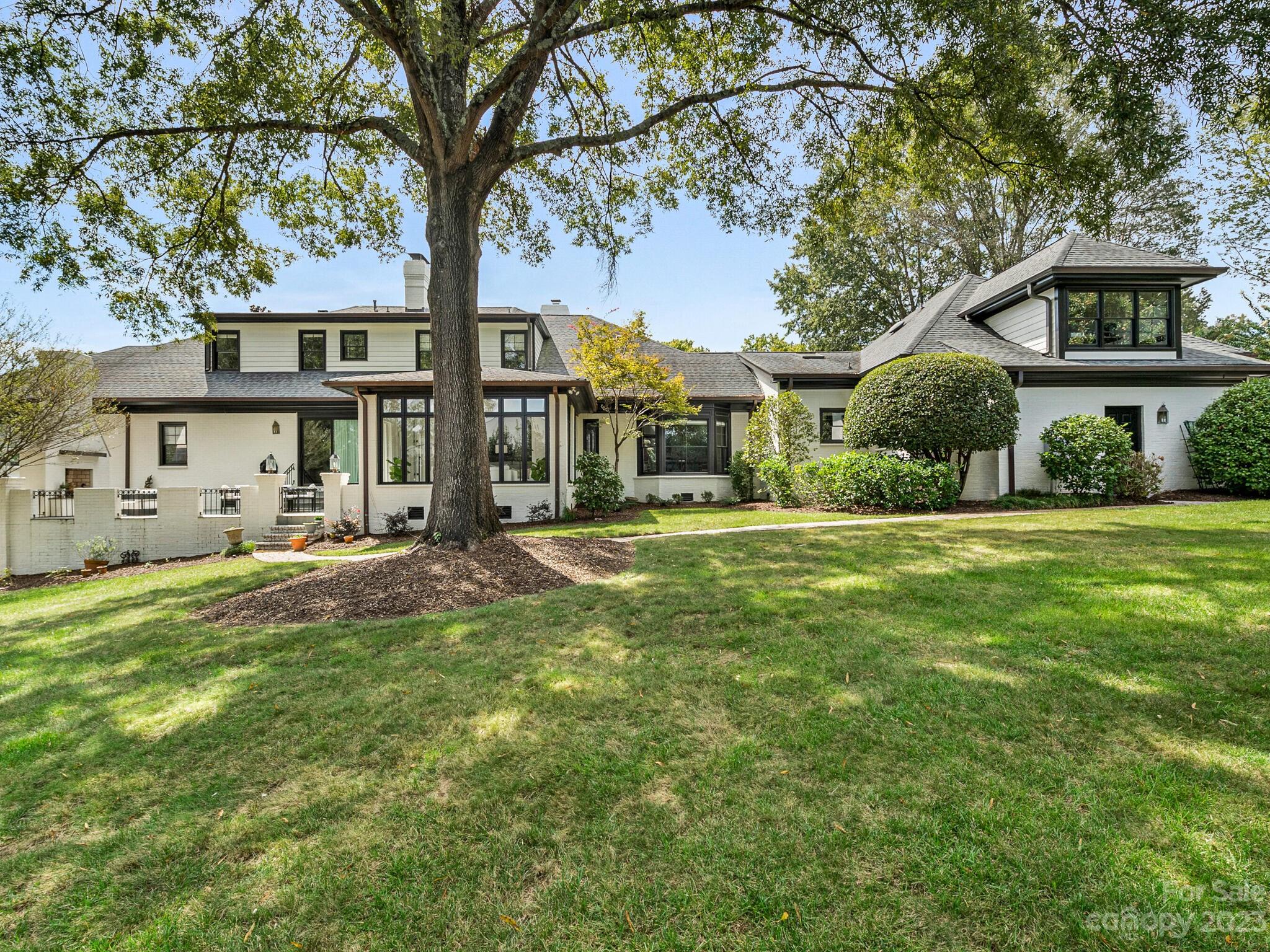 Seven Eagles - Residential