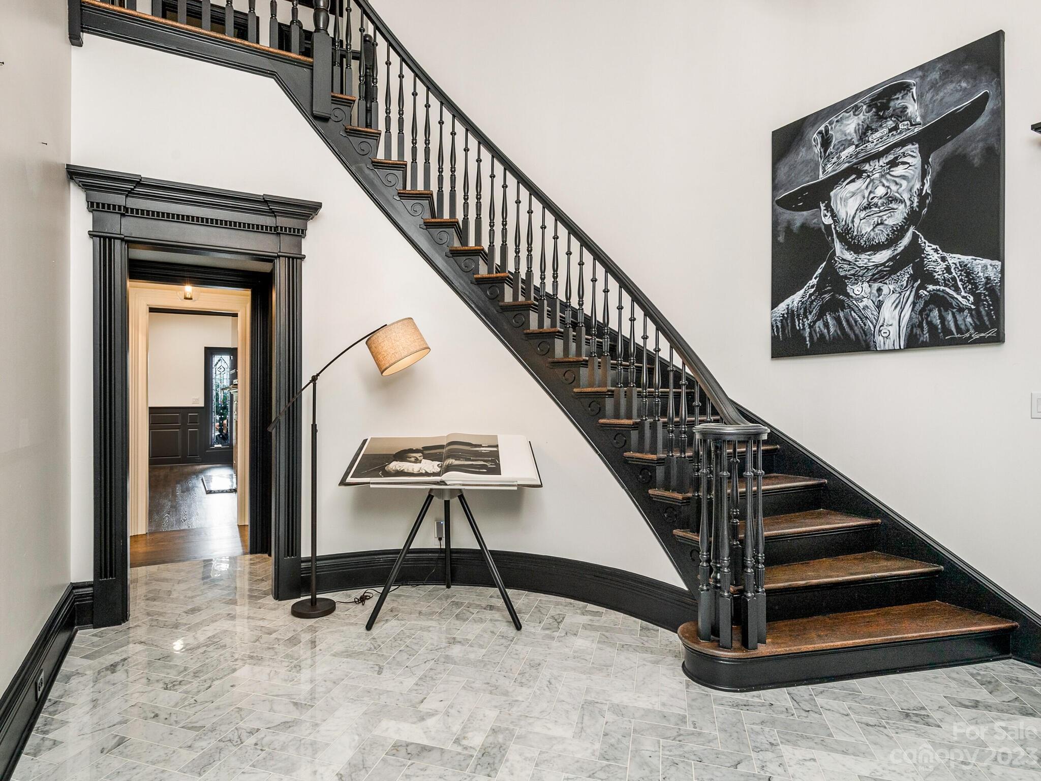 Seven Eagles - Residential