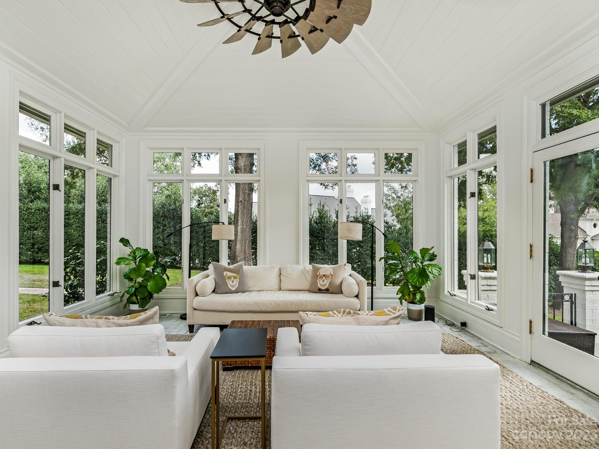 Seven Eagles - Residential