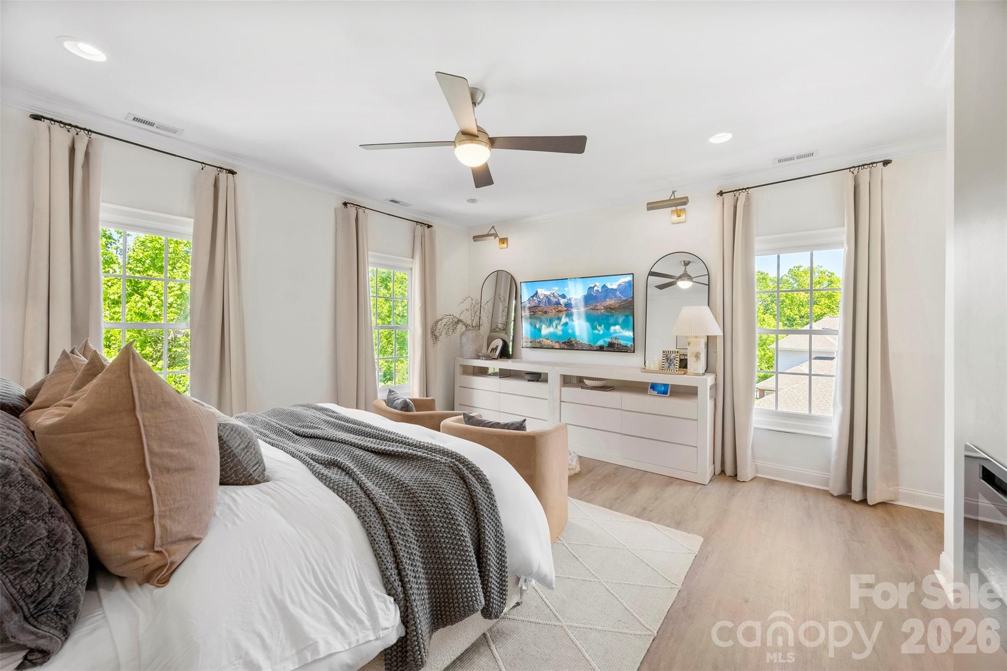 Hawthorne - Residential