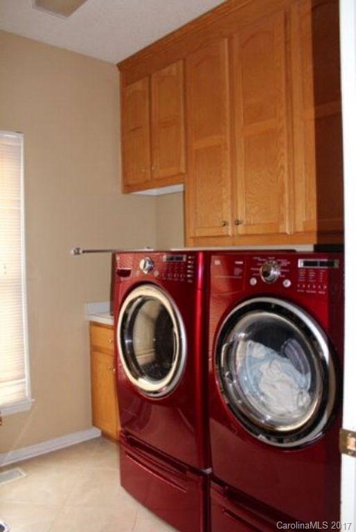 Hickory Lane - Residential