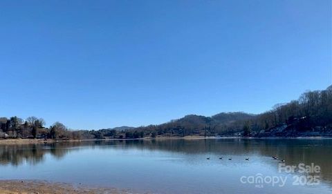 A home in Lake Junaluska