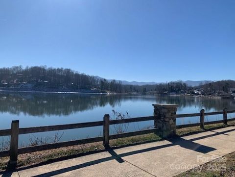 A home in Lake Junaluska