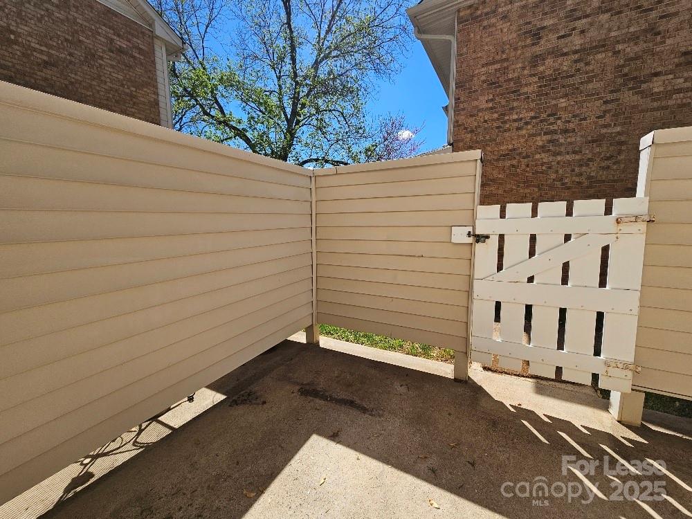 Ashebrook - Residential Lease