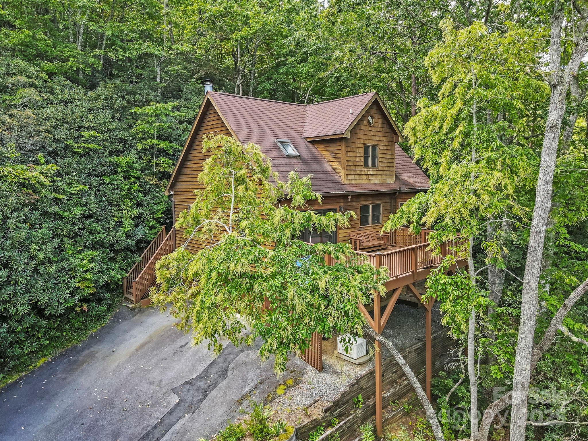 169 Hilltop Road