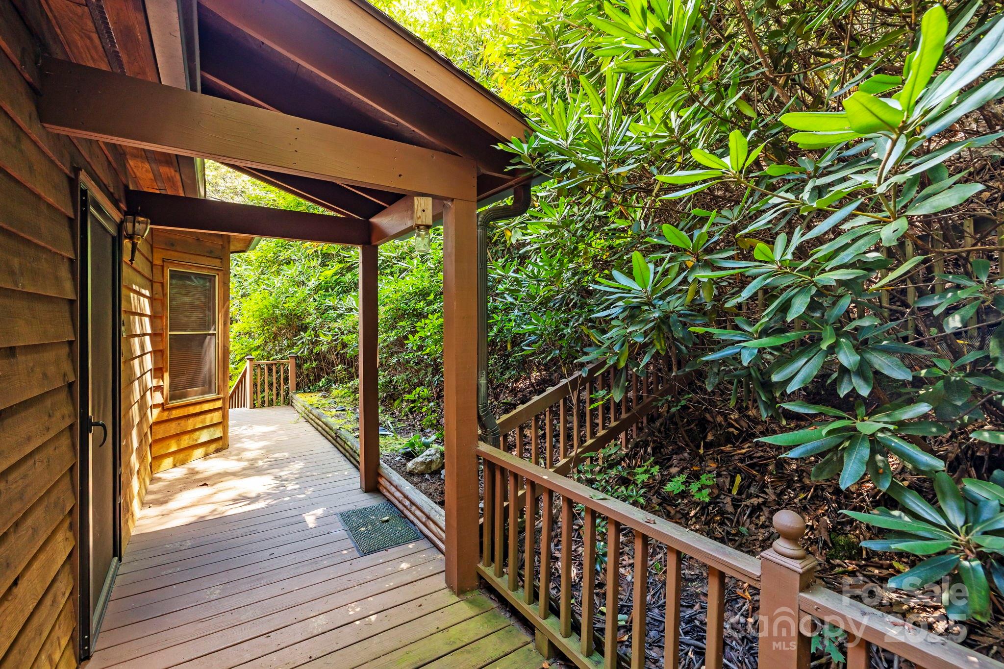 169 Hilltop Road