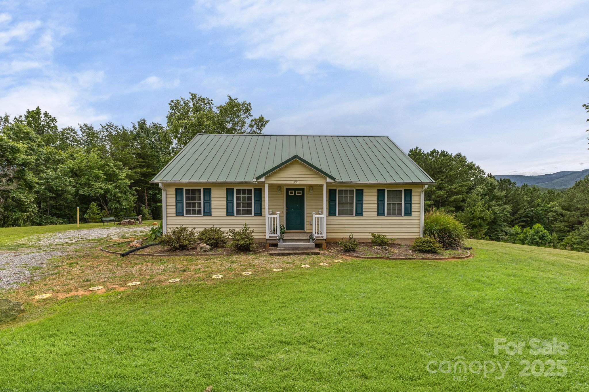 303 Ridgeview Drive