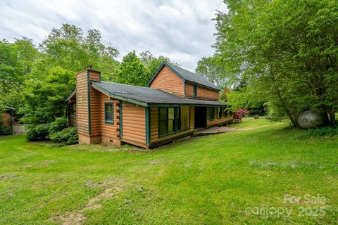181 Settlers Lane Waynesville NC 28785