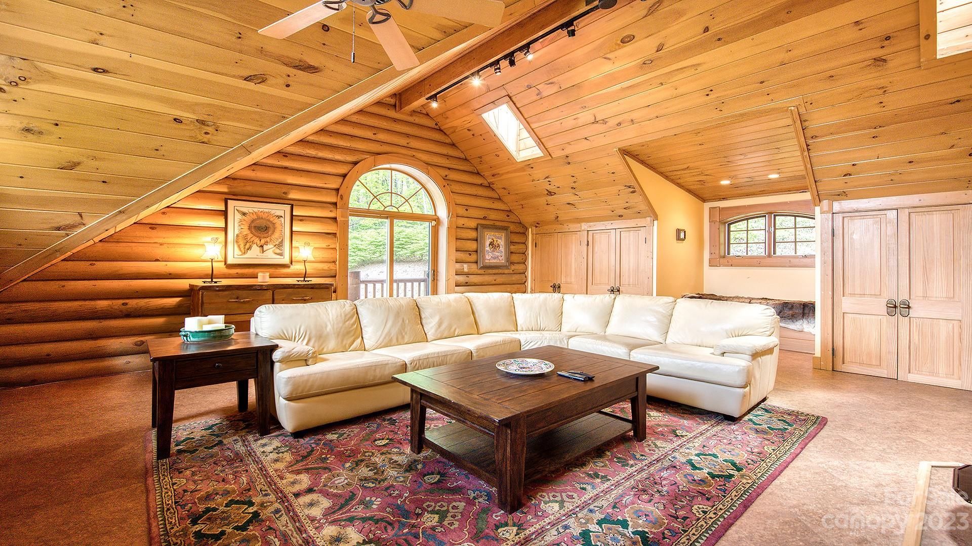 Smoky Mountain Retreat at Eagles Nest - Residential