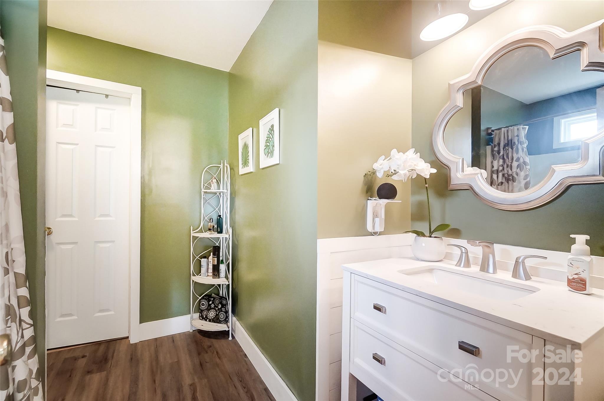 Hallmark Glen - Residential