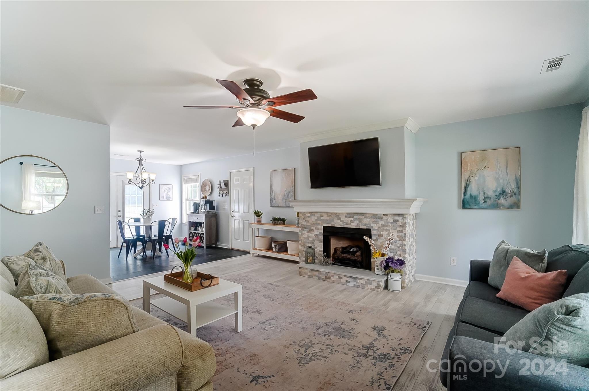 Hallmark Glen - Residential