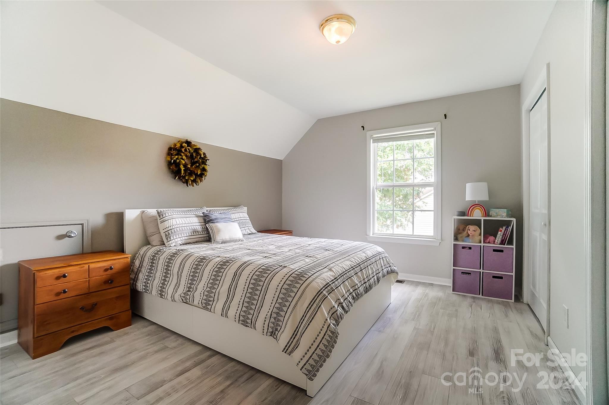 Hallmark Glen - Residential