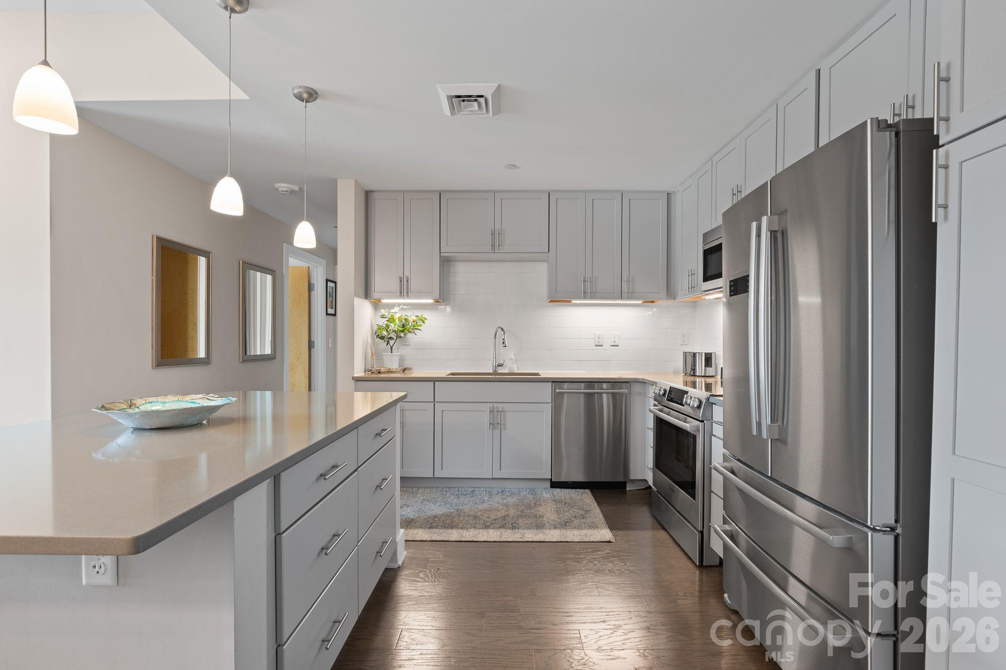 45 Asheland Avenue 405