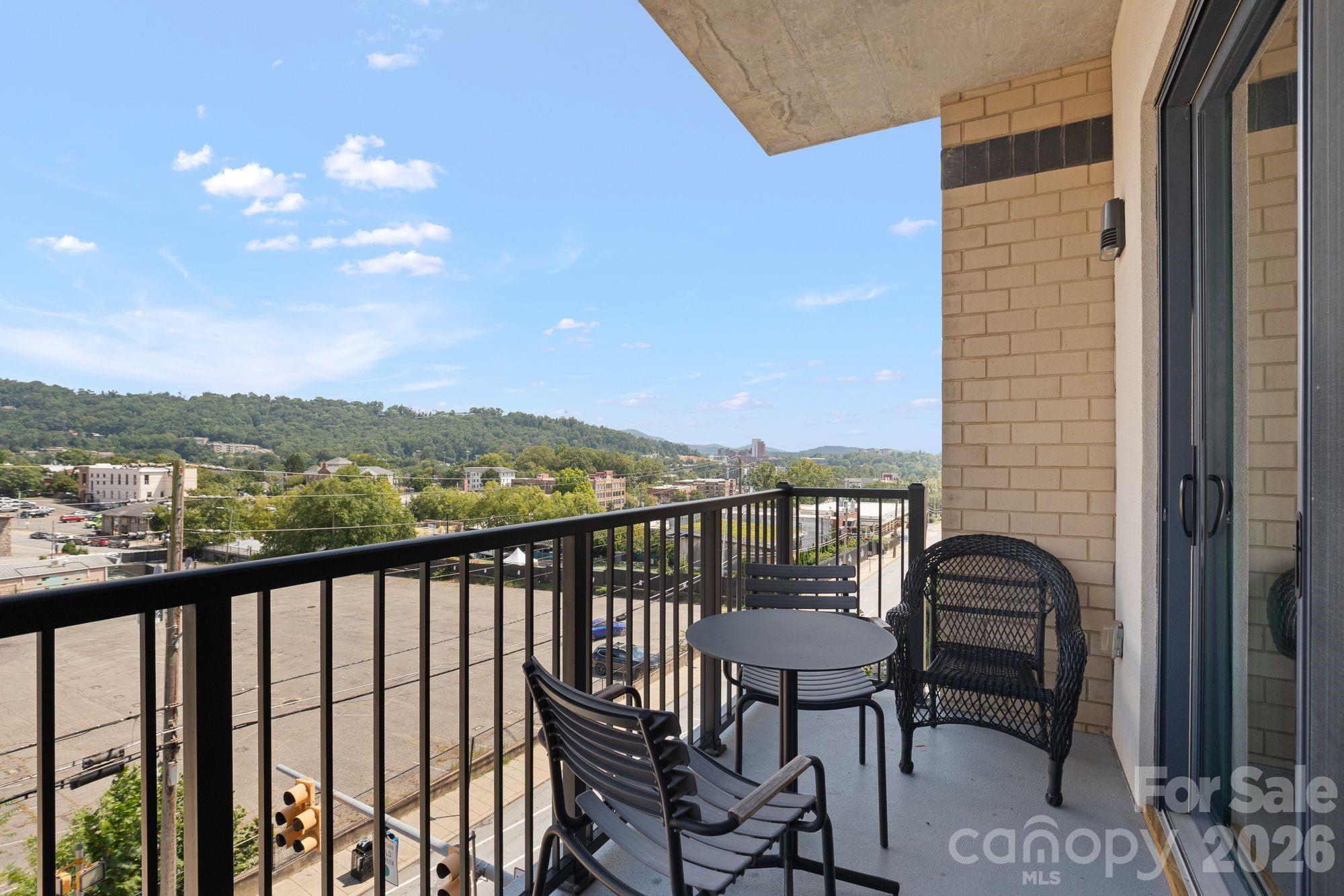 45 Asheland Avenue 405