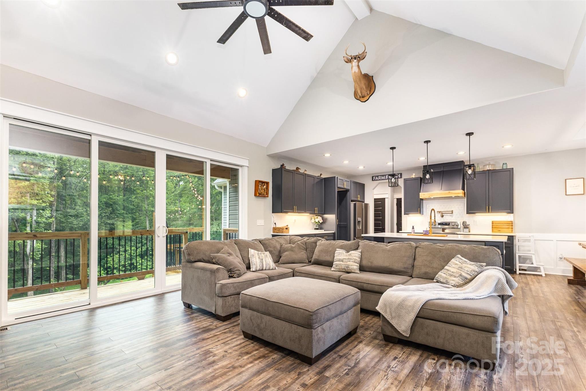 Magnolia - Residential