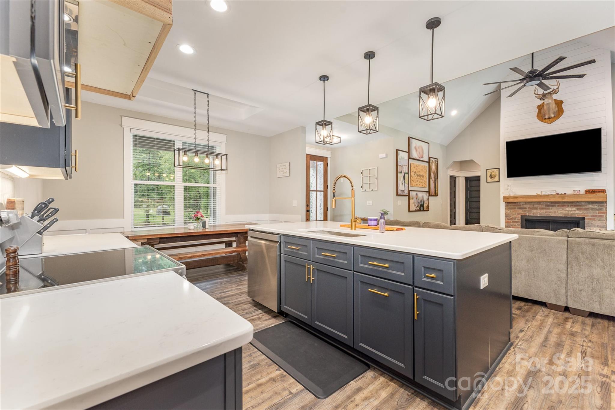 Magnolia - Residential