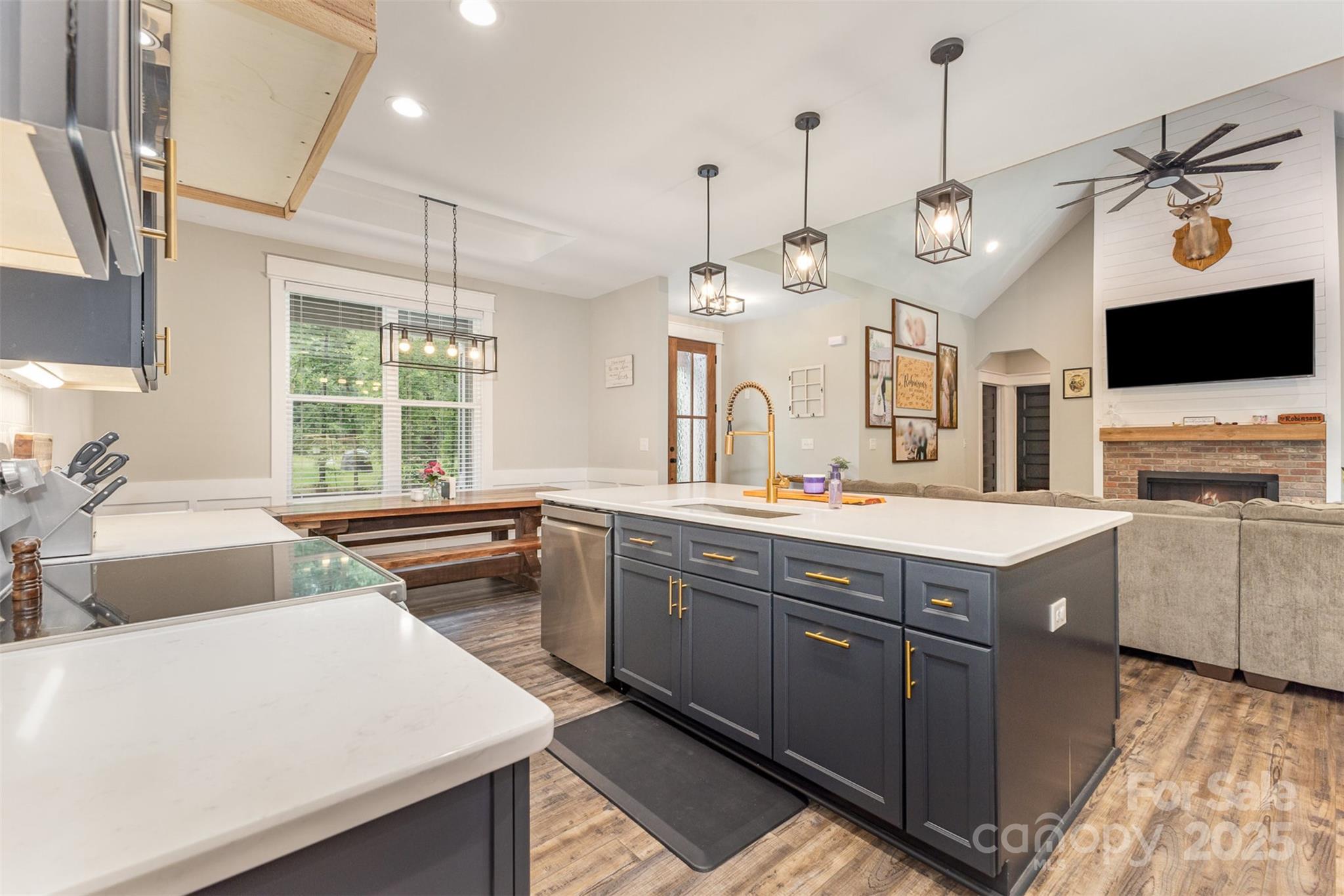 Magnolia - Residential