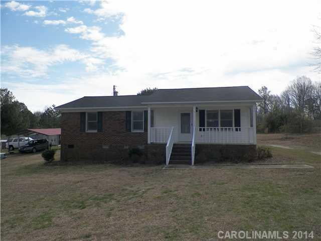 JUST REDUCED!!!  Freshly painted brick and vinyl ranch located in established neighborhood. It features, three bedrooms, two baths, living room, eat in kitchen, front covered porch, and rear deck.  Don't miss this one!